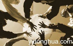 liH12FkxmSteM 300x189 桌面虛擬化可否為BYOD安然掃清障礙 移動(dòng)設(shè)備治理 移動(dòng)利用治理 移動(dòng)利用 移動(dòng)安然 移動(dòng)辦公 MDM MAM BYOD